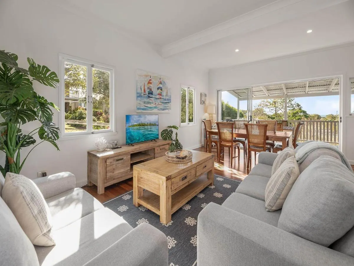 15 Seaview Terrace Moffat Beach Qld Caloundra Australia