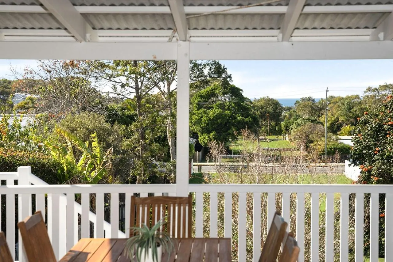 15 Seaview Terrace Moffat Beach Qld Caloundra
